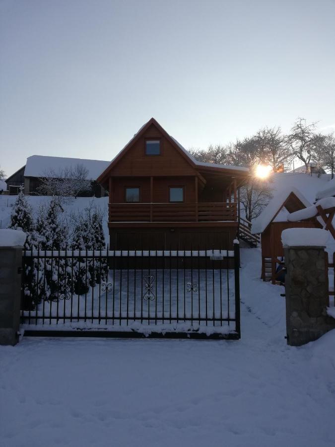 Vila Zrubovy dom Silvia Trstené Exteriér fotografie